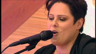 Anika Moa Live Performance