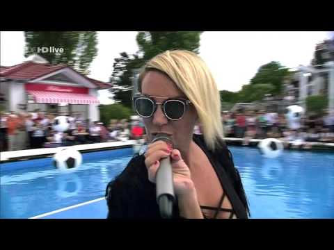 Kate Ryan  Ella elle l'a - ZDF Fernsehgarten 26.06.2016 - Gruß von Matthias