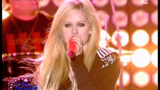 Avril Lavigne - Girlfriend @ Fete de la Musique in France 21/06/2007