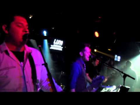 1985 (Bowling for Soup) Cover by THE UNDERDOG @ Luna Royal Oak