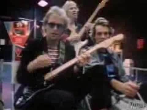 The Police Walking On The Moon