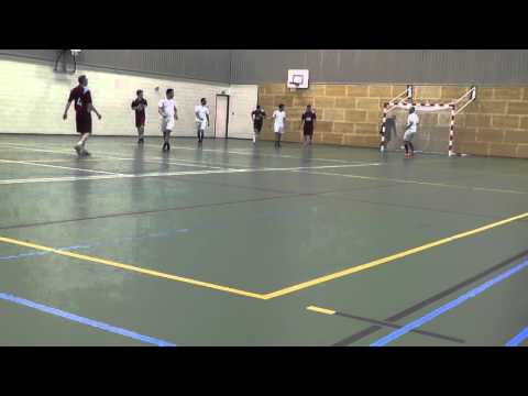 11 maart 2016 VV De Dreef 3 - HMS 2 com 9-8 Jessie op paal