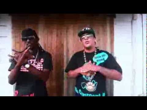 SANS COMMENTAIRE    Gambi G   LaRose   Walton feat Warped clip Officiel Rafb)