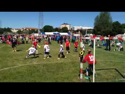 Martin skjuter i krysset Eken Cup -14