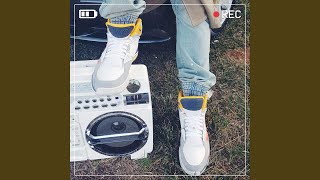 Daydreaming (feat. The Junk Band)