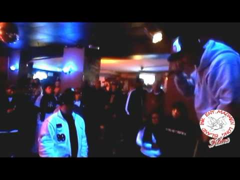 COMET EMCE RELIC MAD MEN ENT LIVE  @ BROADWAY BAR PART2.mpg