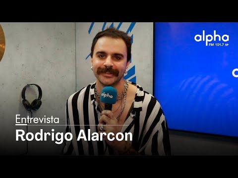 "Não vai existir um novo Caetano, Gil ou Gal. Existe a gente", afirma Rodrigo Alarcon em entrevista