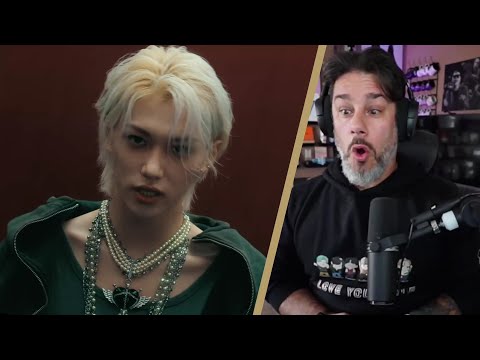 Director Reacts - Stray Kids - "MEGAVERSE" Video