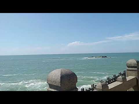 beautiful view of beach in kanyakumari