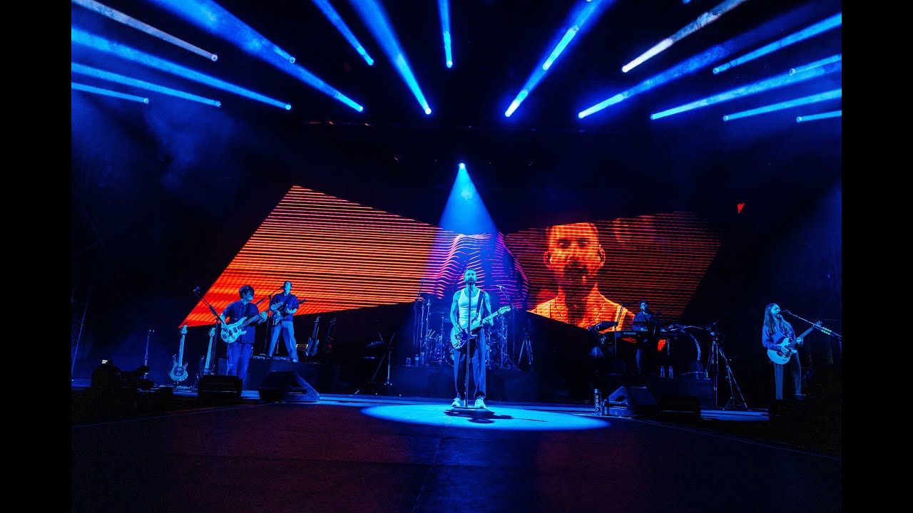 Maroon 5 - This Love ft. Brazilian Super Fans (Live from Bud Live)