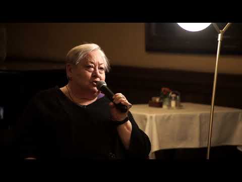 A Centrál Pódium vendége: Molnár Piroska, színművész