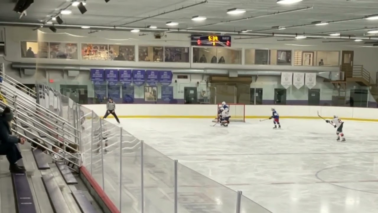 Game 20 Sioux Falls 7-2: Ronan scores a power play goal with assist from Parker