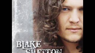Blake Shelton - Underneath the Same Moon