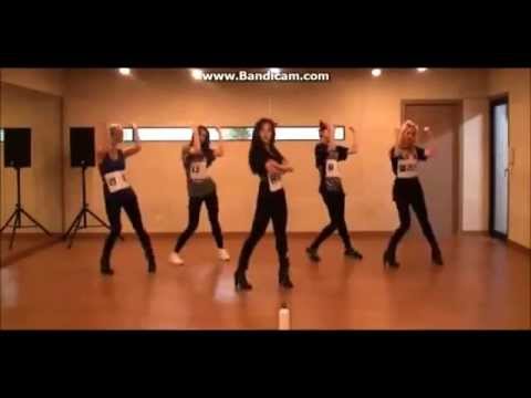 Hello Venus Venus Dance Practice