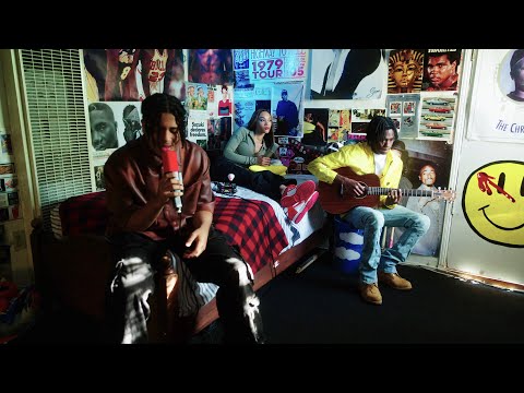 Breez Kennedy - Need U Tonite Ft Genia (Acoustic) [Live Performance]