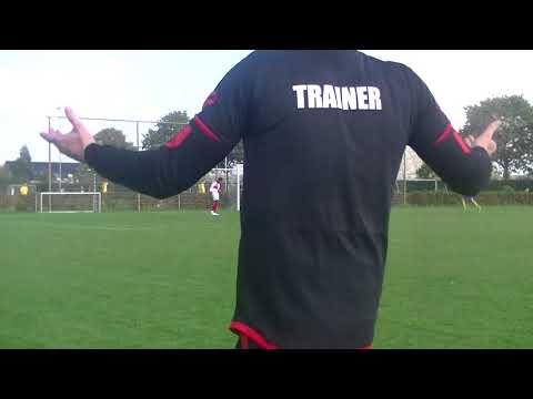 Delta Sports '95 FC JO17-3 - UVV JO17-4  1ste helft deel 1 (5-3)