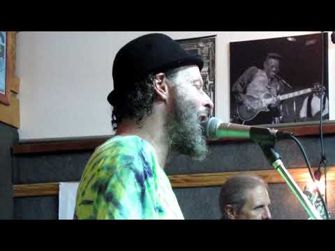 Texas Slim - Three Bridges Blues