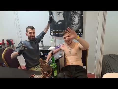 Kvesa - De mana cu arta