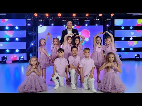 Vitalie Dani & Acadele mix - Hai zâmbiți copii