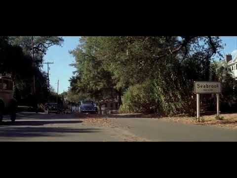 The Notebook - Allie sees Noah and the house.