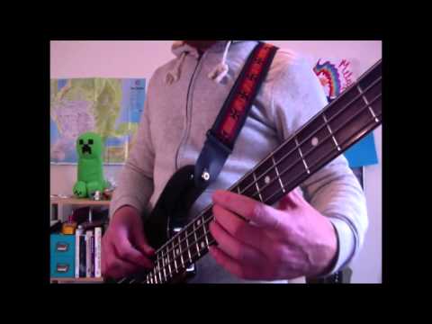 Dark octaves : A Bass Lesson Everyday # 117