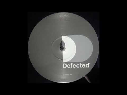 Hatiras Feat. Slarta John – Spaced Invader (Ian Pooley Club Mix)