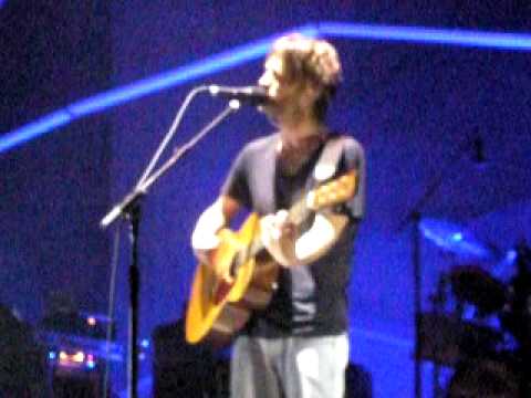 Thom Yorke - All For The Best (Roseland Ballroom 4/6/10)