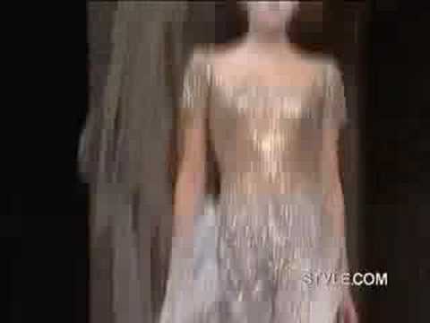 Styledotcom -- Alexander McQueen Ready-To-Wear Spring 2007