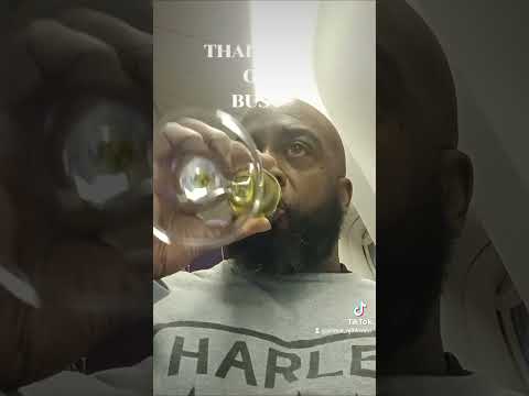 UNK NO PUNK ON HIS WAY TO THAILAND  #unknopunk #pattaya #jomtienbeach #motivation