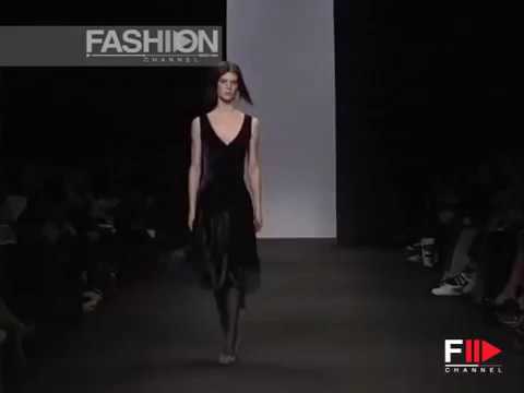 "Alessandro Dell'Acqua" Autumn Winter 2004 2005 Milan 1 of 2 Pret a Porter by FashionChannel.mov