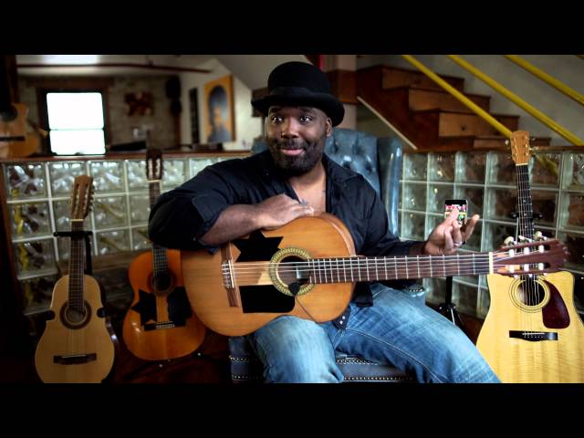 Video Teaser für iRig Acoustic - The first acoustic guitar mobile microphone/interface