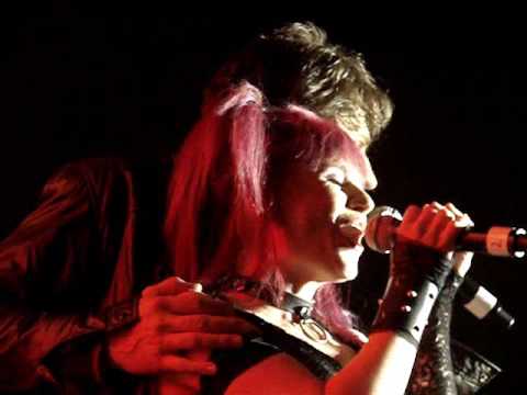 Musical WE WILL ROCK YOU - German Cast - Part 3/8