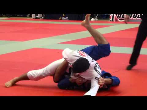Charles Negromonte vs Mathias Ribeiro - IBJJF London Open 2013 - Black Adult
