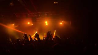 Kollegah feat. Motrip - Einer von Millionen Live