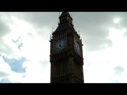 Big Ben Chiming at 5pm