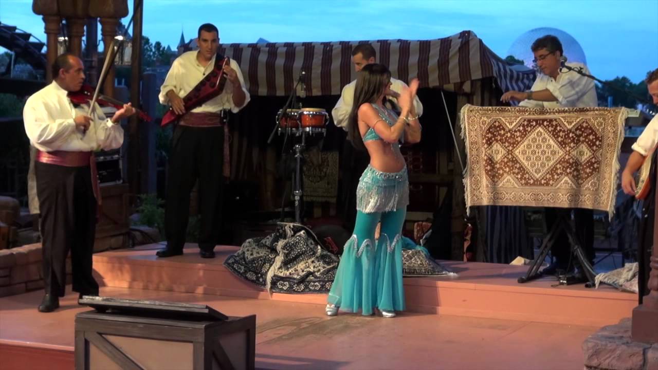 MO'ROCKIN performance