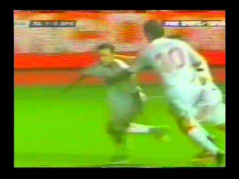 2007 (September 8) Iceland 1-Spain 1 (EC Qualifier).avi