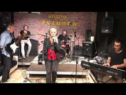 Pelin Gedik - Yalnızlık Senfonisi (cover)