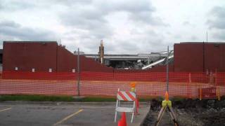Tearing down the old Post Office building.MP4
