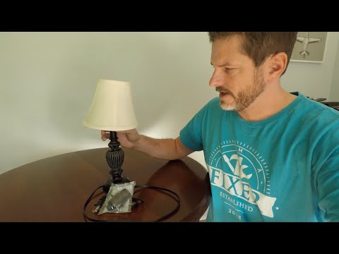 How to Replace a Lamp Socket