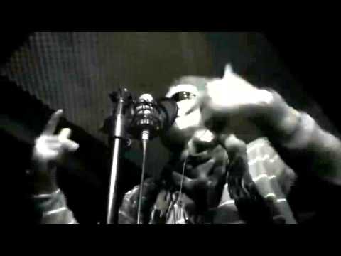 Hirnspalt & Namder - Tödliche Nähe.mp3