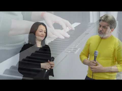 Pe un deal depărtat, vechea cruce stătea, - video