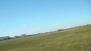 preview picture of video 'Foam RC Jet at Ives Estates Park, Miami, Florida'