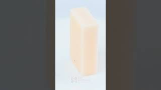 صابونة حليب طبيعية نقية