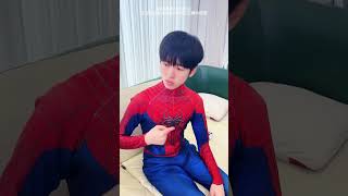 男超人跟蜘蛛侠天恶心了吧 #shorts #超人不会飞  #超人夫妇  #蜘蛛侠