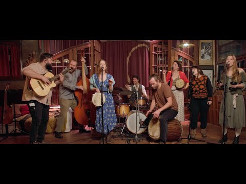 Legiana Collective - Quand la Lune