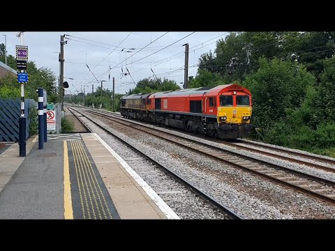 Trains at Durham 18.6.23