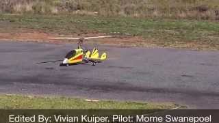 preview picture of video 'Morne Swanepoel flying his RC Gyro'