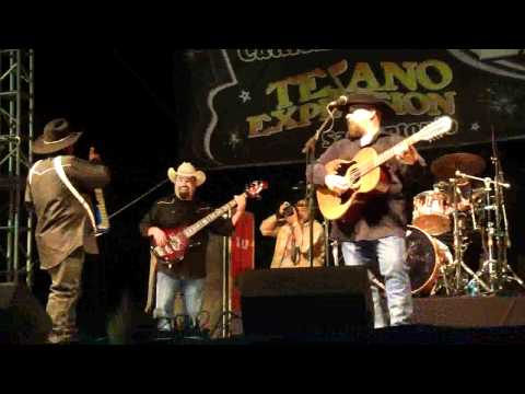 David & Joe Farias live @ Tejano Explosion 2011-Juan Sabor-San Antonio, TX