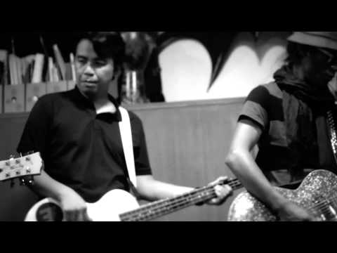 ERASERHEADS FEAT KEAN CIPRIANO MINSAN